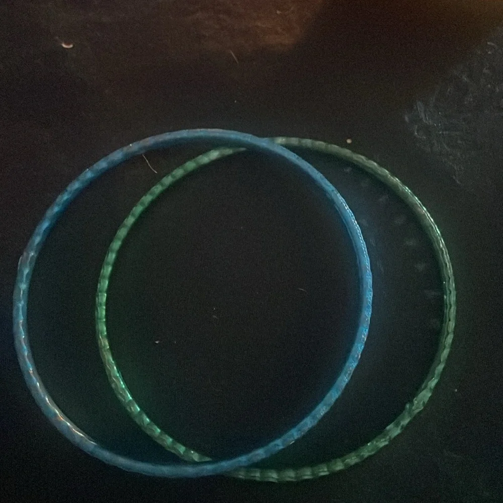 Set of 2 bracelets